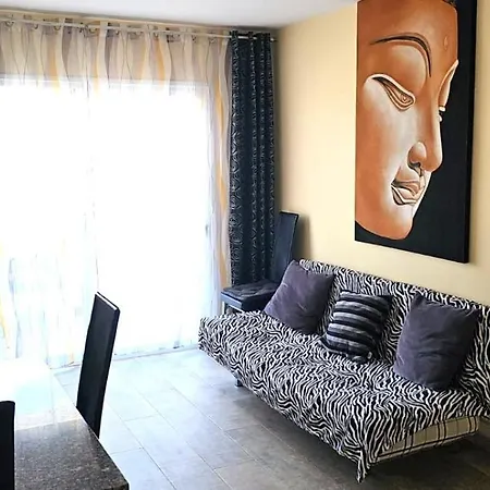 Apartment A Stone's Throw From The Golden Mile With Breathtaking Ocean And Mountain Views